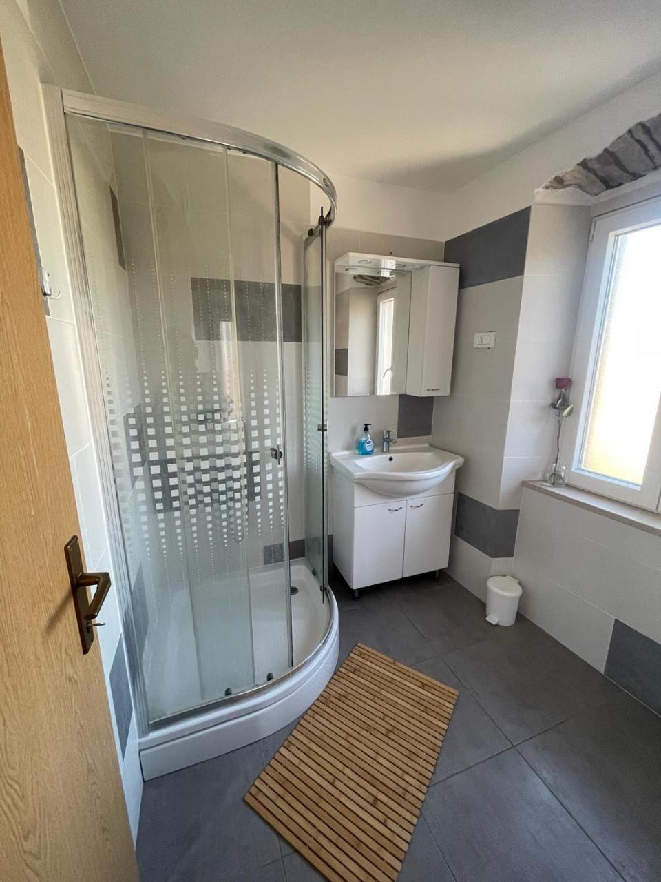 Amani Modern Apartment Lumbarda Zewnętrze zdjęcie